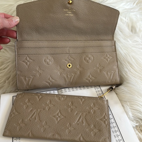 Stunning w/COA Empreinte Louis Vuitton wallet - Picture 5 of 7